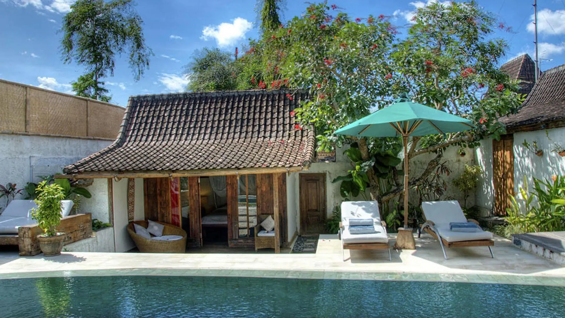 Villa The Joglos Seminyak  Indonesia
